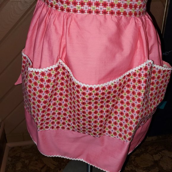 Vintage 60's Geometric Cotton Hostess Half Apron w/ White RicRack & Long Pockets - Picture 1 of 3